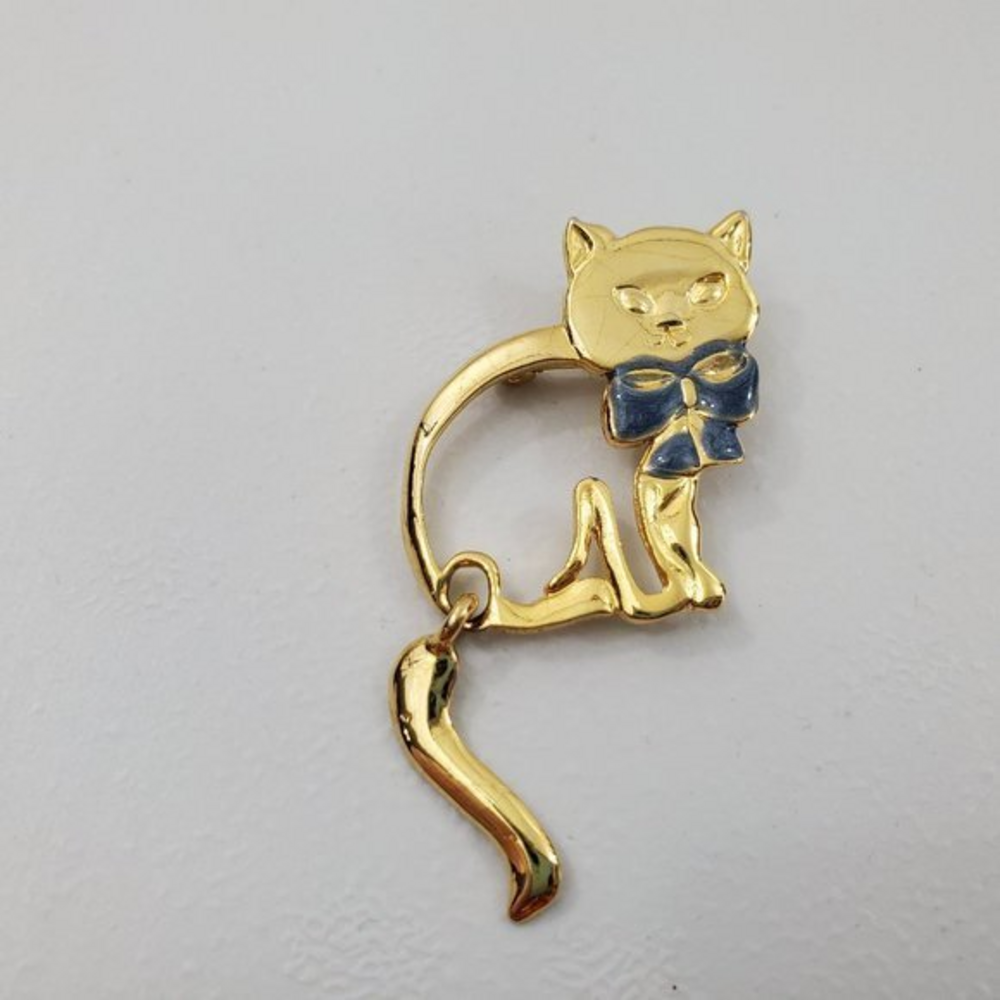 KK/ED Cat Pin Dangle Blue Bow‎ Gold Tone Charm Broo